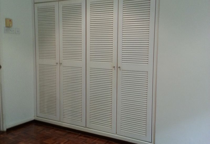 Single storey  Bungalow to let in bukit tunku