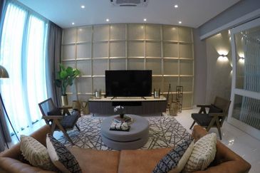 East Residence @ KLGCC