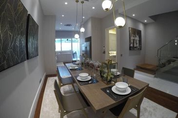 East Residence @ KLGCC