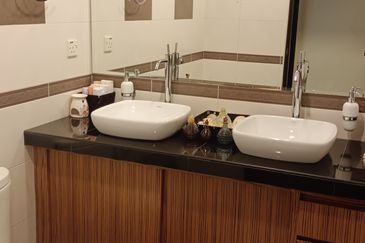 Bandar Sunway Gated semi detached house