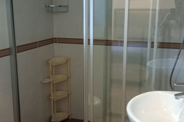 Bandar Sunway Gated semi detached house