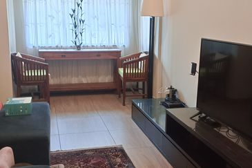 Bandar Sunway Gated semi detached house