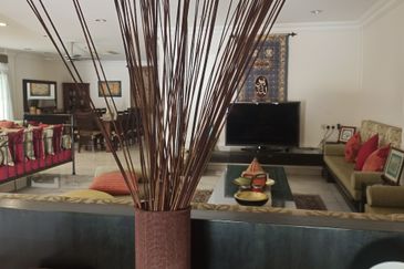 Bandar Sunway Gated semi detached house