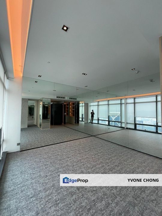 Super high floor at four season condo, Kuala Lumpur, KLCC