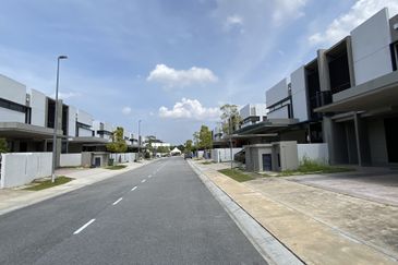 Dalia Residences @ Tropicana Aman