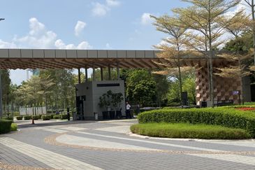 Dalia Residences @ Tropicana Aman