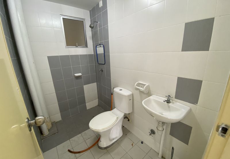 Seri Intan Apartments @ Setia Alam