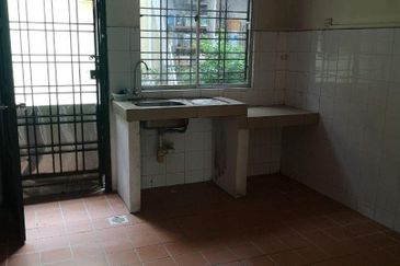 Taman Saujana Puchong