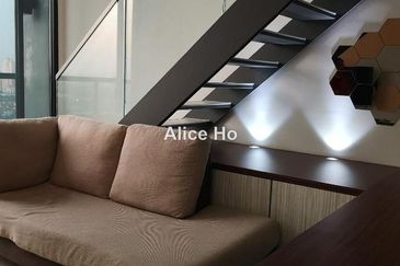 The Square @ One City