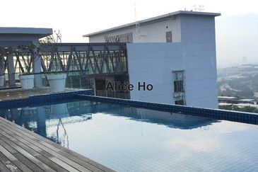 The Square @ One City