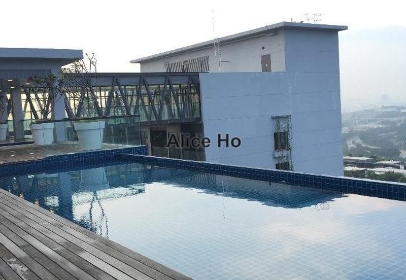 The Square @ One City