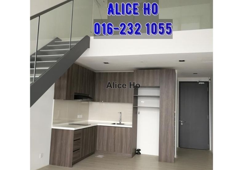 The Square @ One City