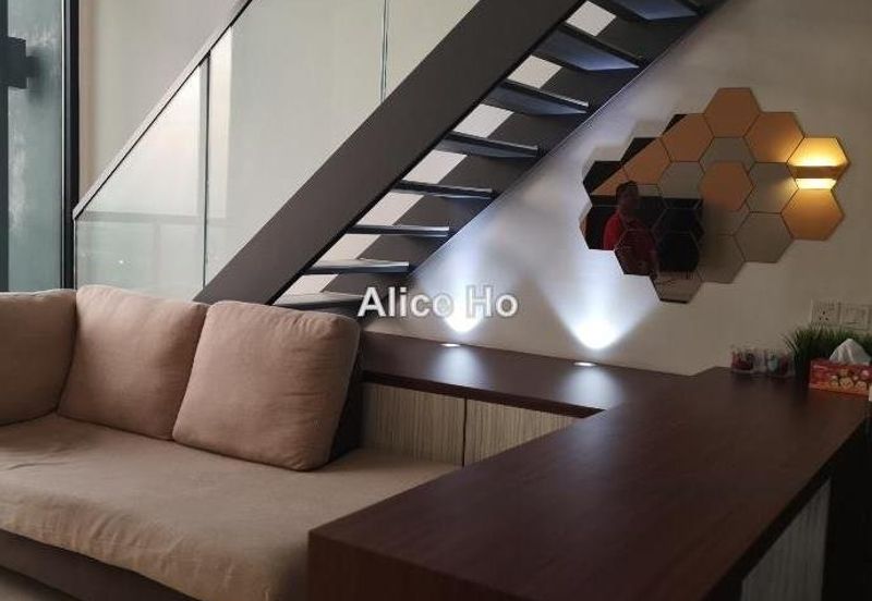 The Square @ One City