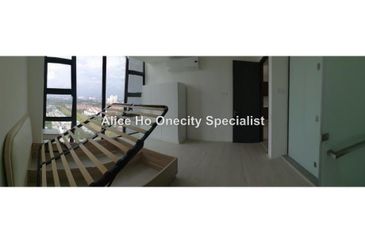 The Square @ One City