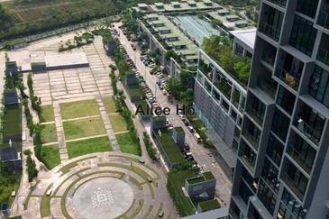 The Square @ One City