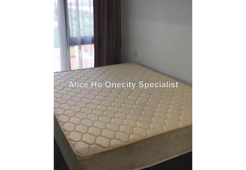 The Square @ One City