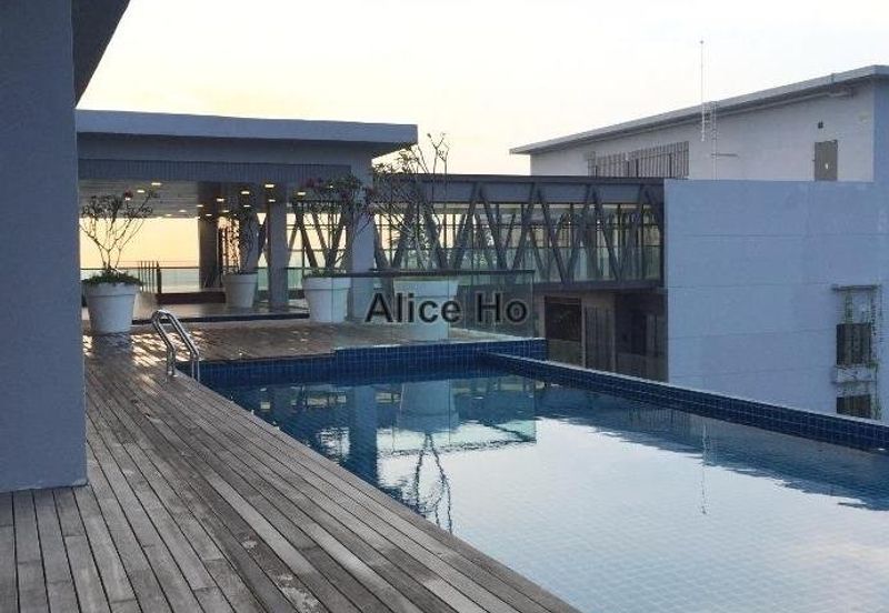 The Square @ One City