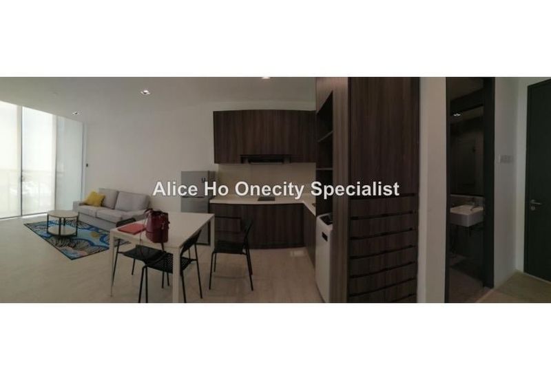 The Square @ One City