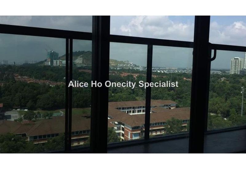 The Square @ One City