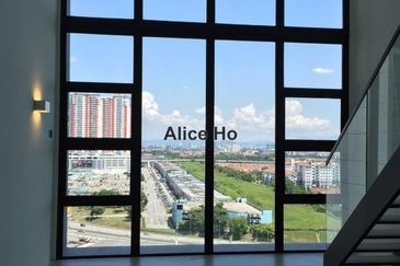 The Square @ One City