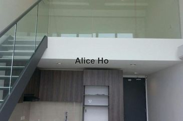 The Square @ One City