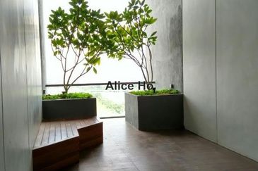 The Square @ One City