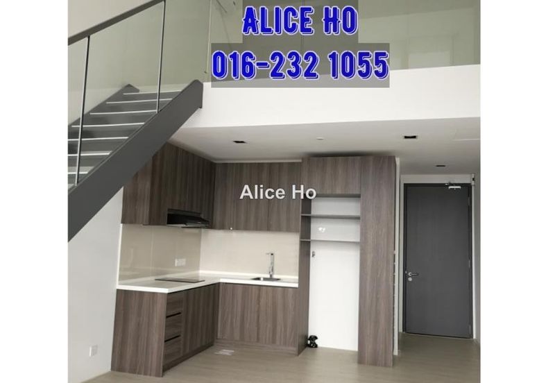 The Square @ One City