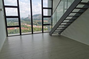 The Square @ One City