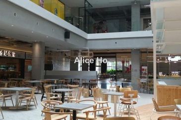 The Square @ One City