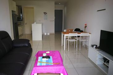 TRiGON Luxury Residences