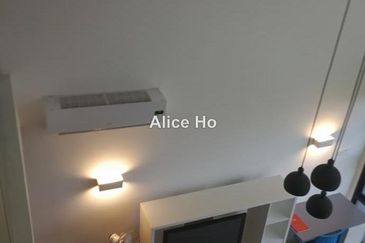 The Square @ One City