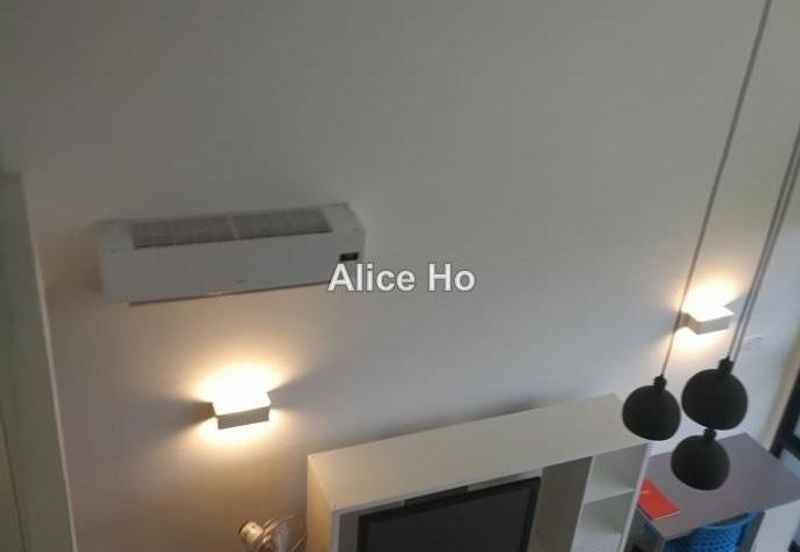 The Square @ One City