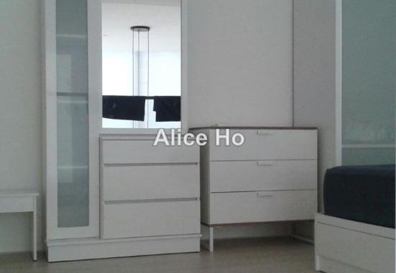 The Square @ One City