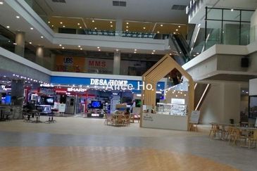 The Square @ One City