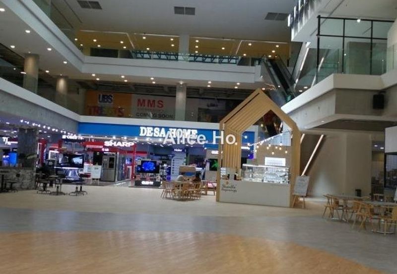 The Square @ One City