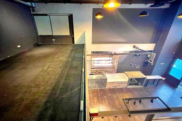 Office for rent at One city Subang Jaya