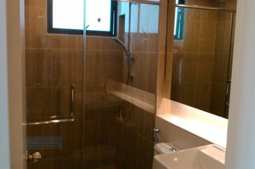 A'marine Lakeside Condominium