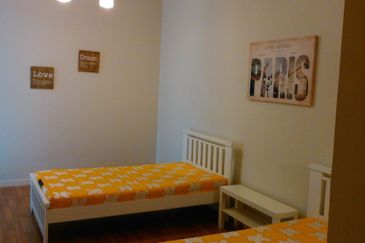 A'marine Lakeside Condominium