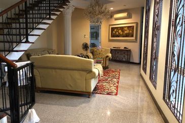 Country Heights Kajang 2 storey bungalow wt pool