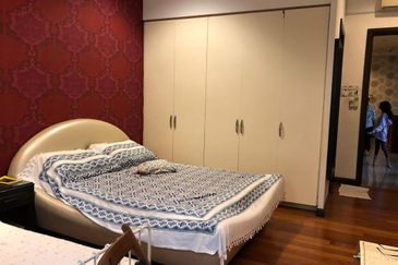 Country Heights Kajang 2 storey bungalow wt pool