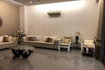 Country Heights Kajang 2 storey bungalow wt pool