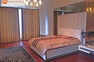 Country Heights Kajang 2 storey bungalow wt pool