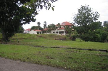 Country Heights Kajang Bungalow Lot for sale
