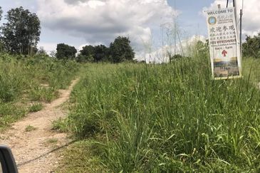 1.7 acres Semenyih Sungai Lalang Agriculture land