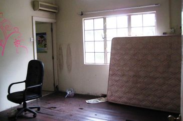 Single storey bungalow Persiaran Kudalari