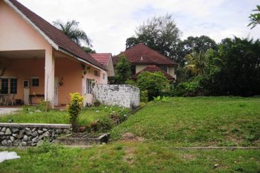 Single storey bungalow Persiaran Kudalari