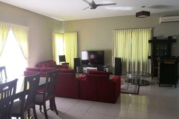 Country Heights Kajang 2 storey bungalow for sale