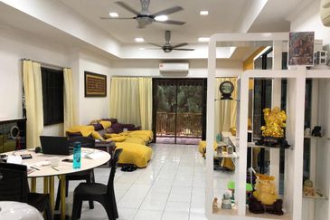 Country Villa Town house Upper Corner unit