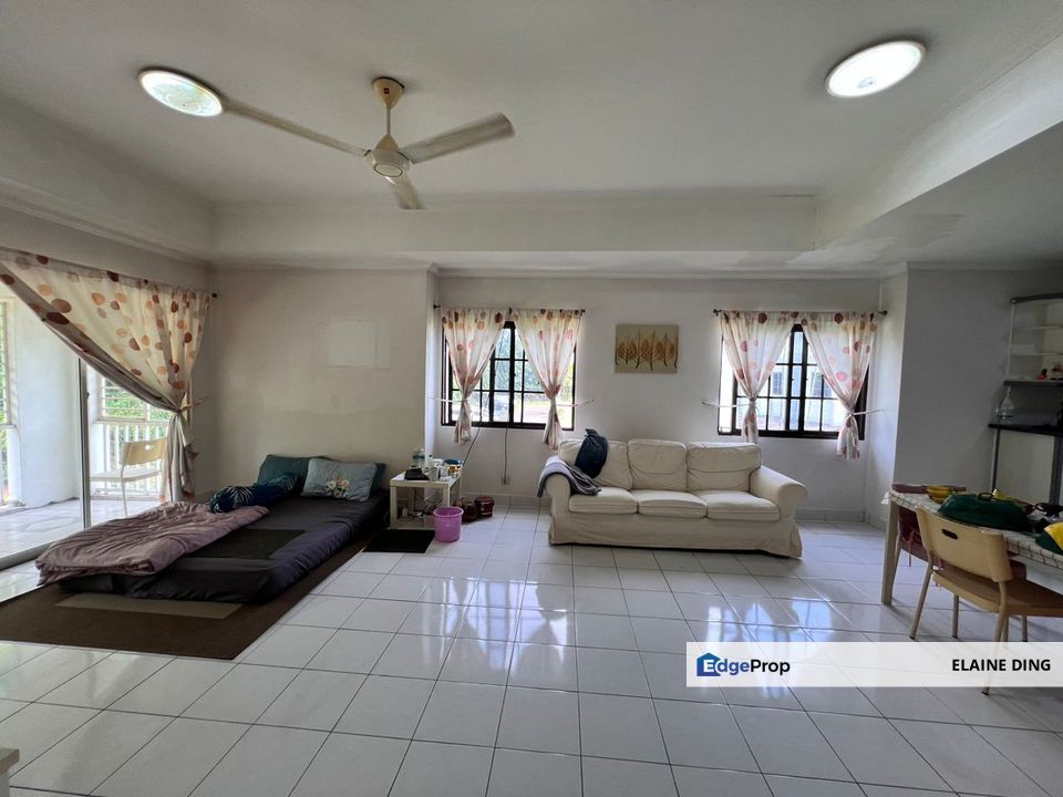 Country Heights Kajang Town House, Selangor, Country Heights