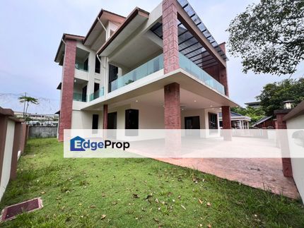 3 Storey Modern Bungalow with 6 + 1 rooms, Selangor, Kajang